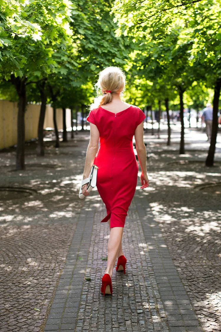 37-4 Waisted dress with overlapping shoulders
