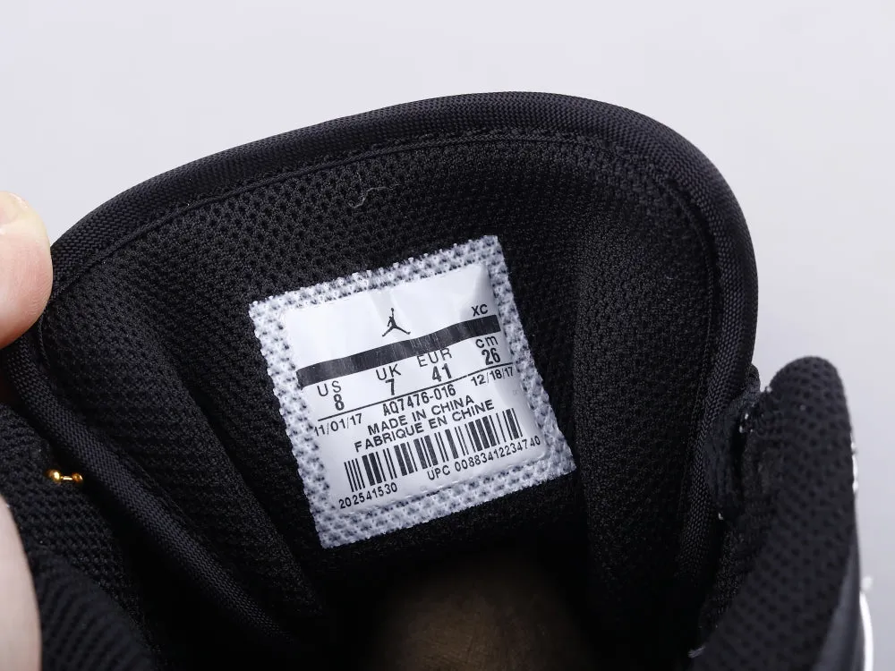 CE - AJ1 Leonard