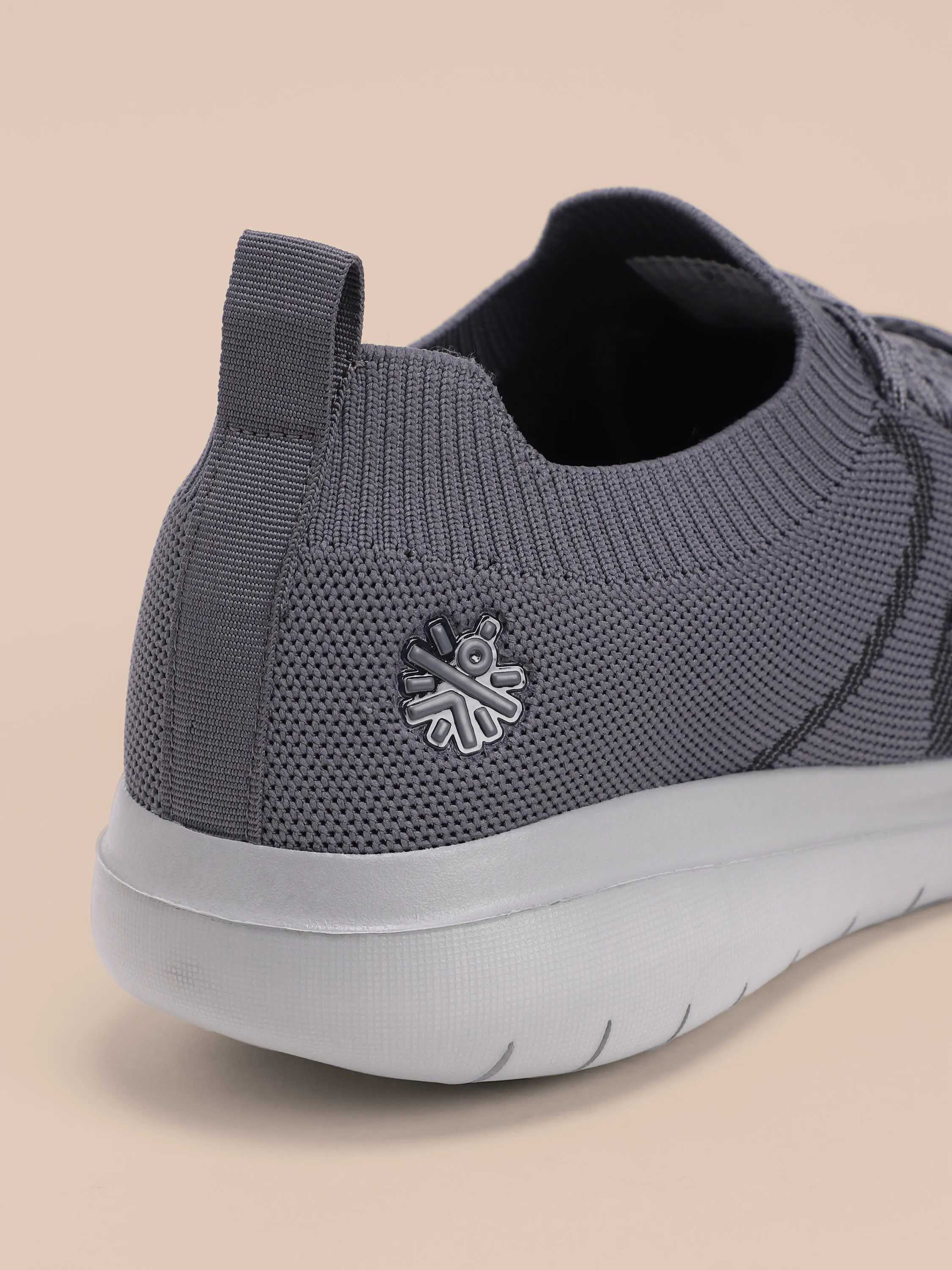 EZ  Pace Men's Walking Shoes - D.Grey