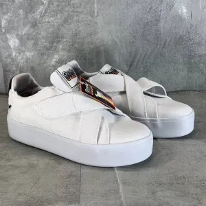 GOATS Women's White Canvas The 728 Cross Straps Platform Slip-On Sneakers SZ 9.5