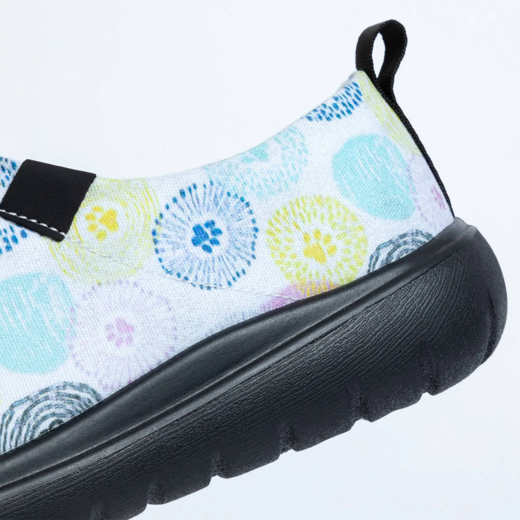Lightweight Comfort Paw Print Slip-On Canvas Shoes