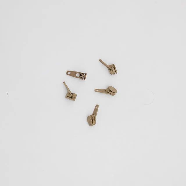 Lightweight Zippers - Beige