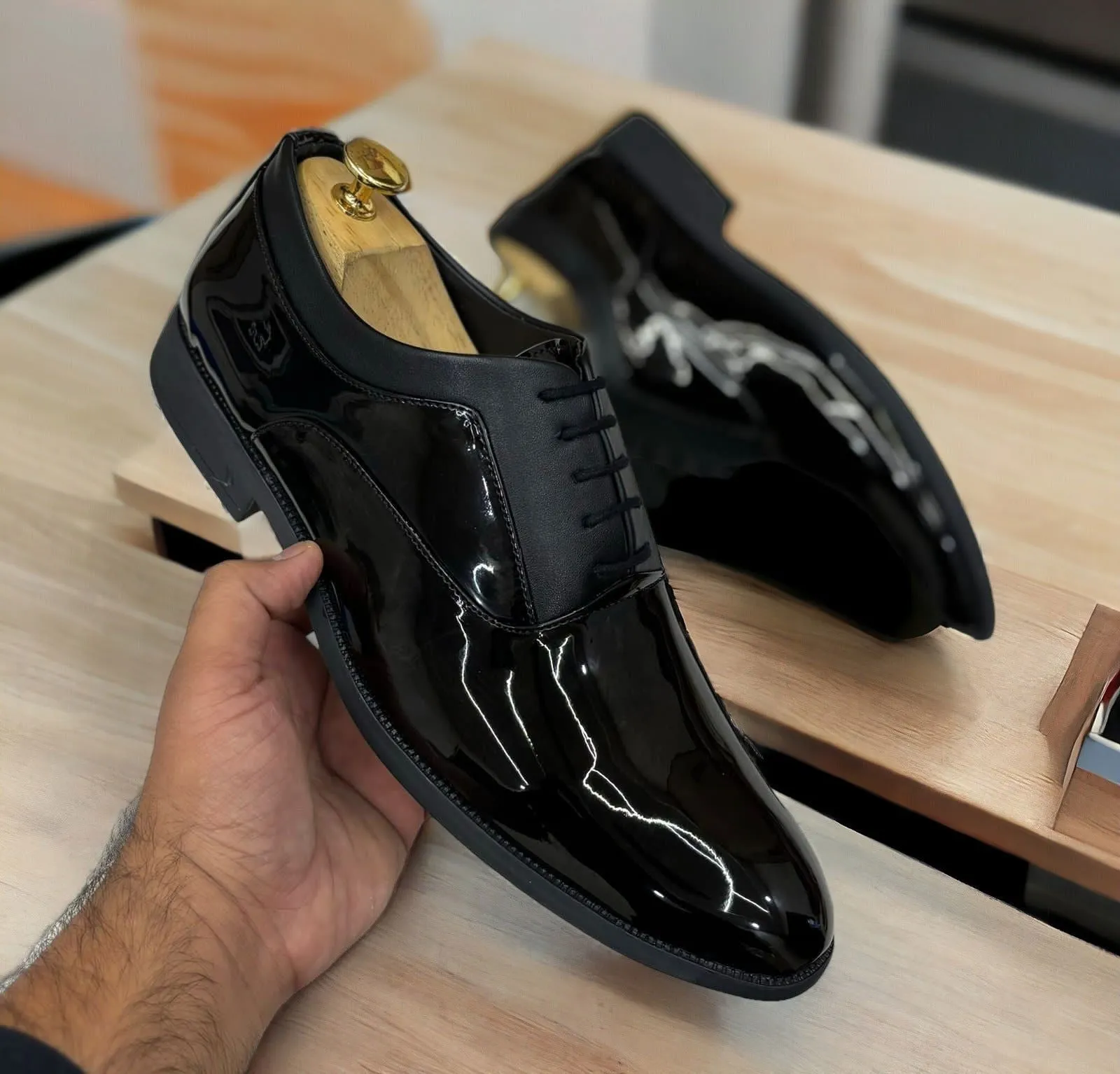 Men's Stylish Fashion Shiny Lace Up Shoes For Party & Formal Wear