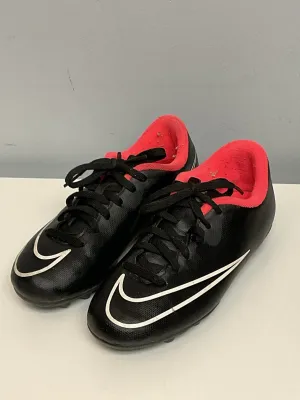 Nike Child Shoe Size 13 Black Shoes