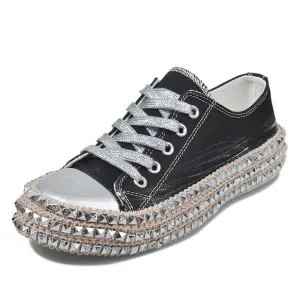 Plain Rivet Sneakers