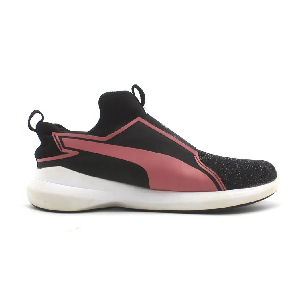 PUMA  ENZO LIGHTWEIGHT SHINY KNIT RUN