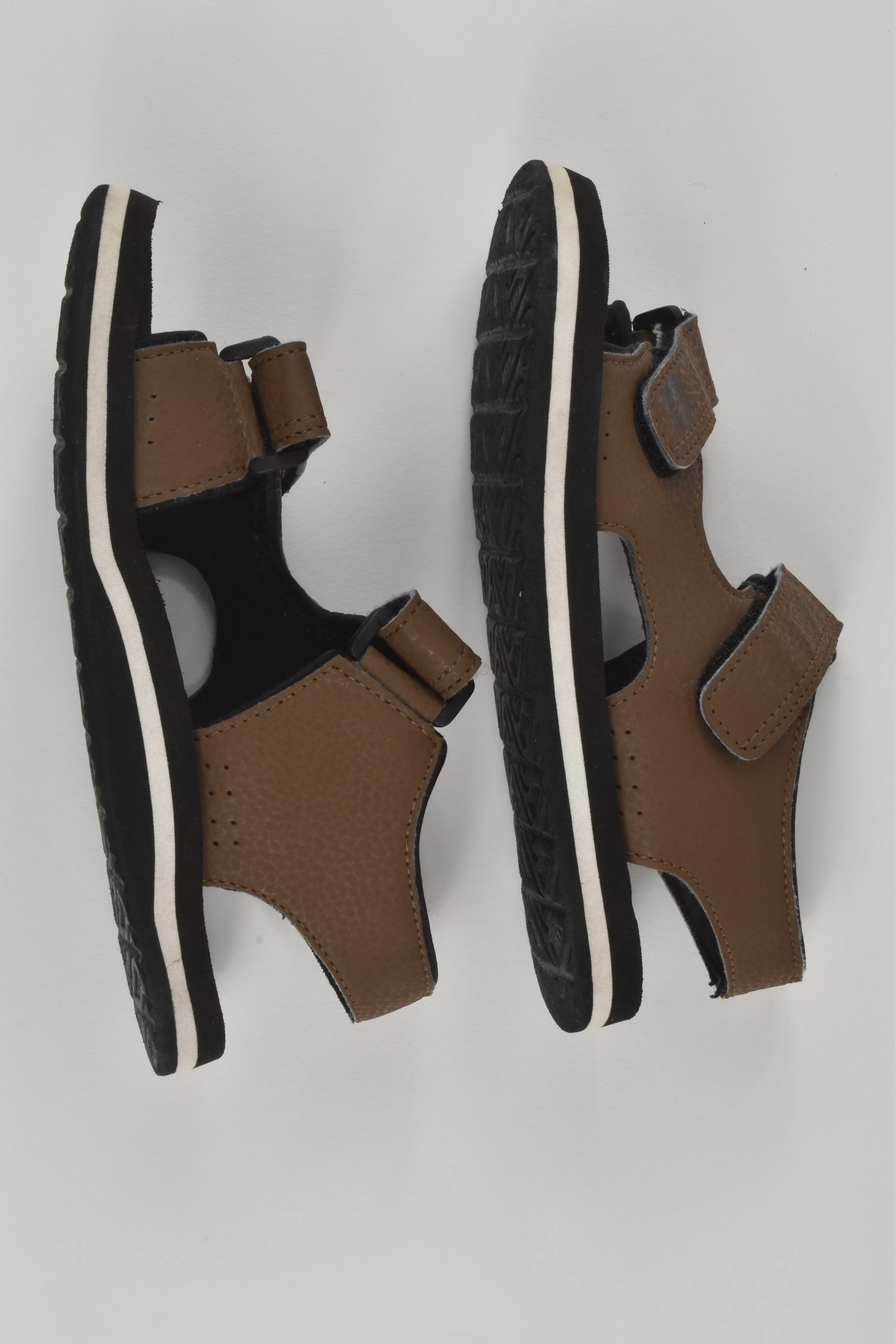 Reef Size US 13/1 Lightweight Sandals