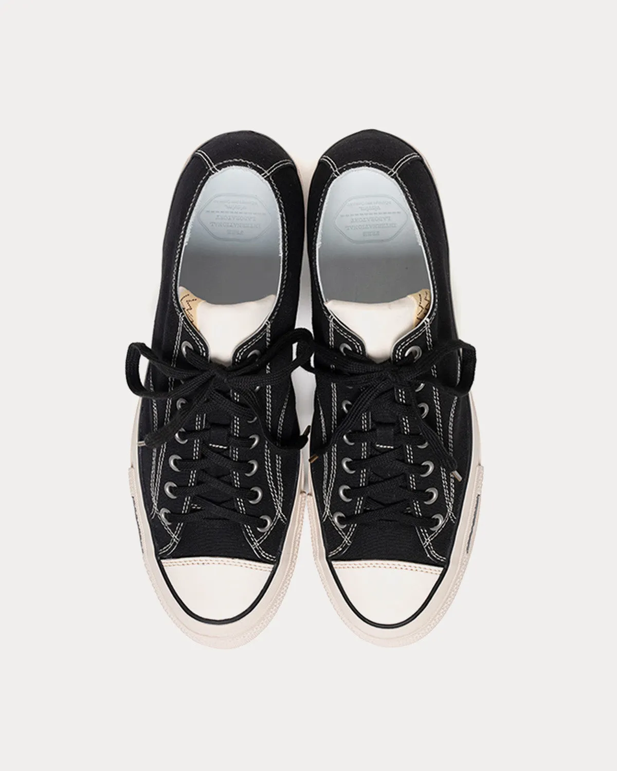Skagway Lo Canvas Black Low Top Sneakers
