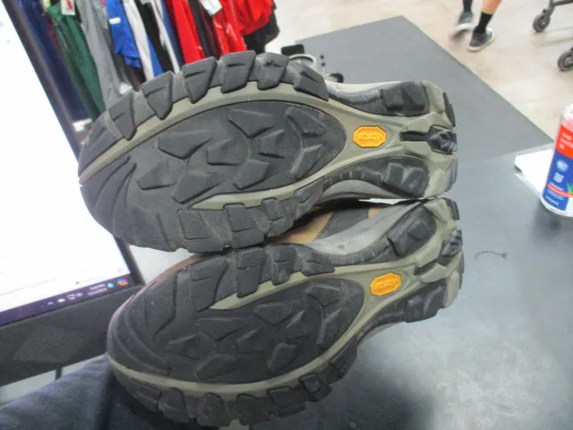 Used Vasque Hiking Shoes Size 10
