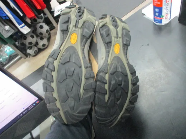 Used Vasque Hiking Shoes Size 10