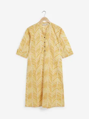 Utsa Mustard Chevron Pattern Straight Kurta